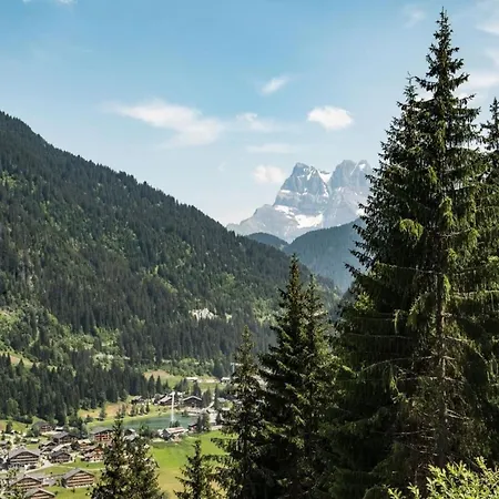 With Parking In Châtel